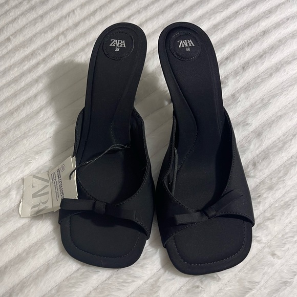☆Zara Women’s Black Bow Kitten Heels☆ - Picture 5 of 9